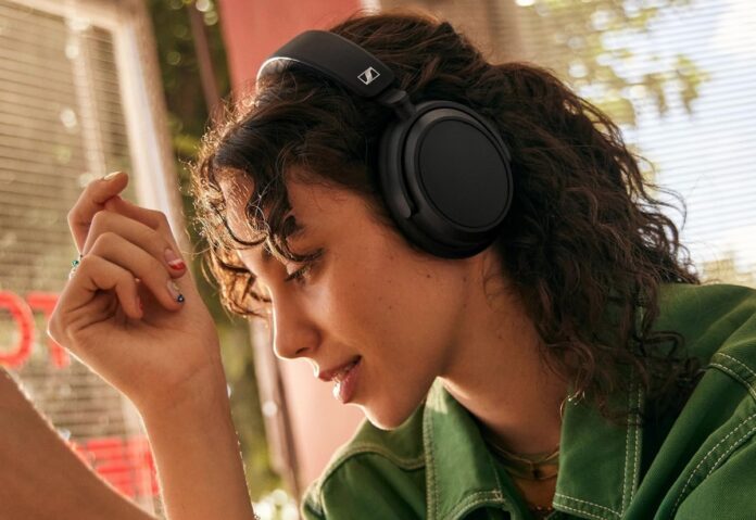 Cuffie Soundcore Space One a 145€, audio di qualità, autonomia da record ANC - macitynet.it