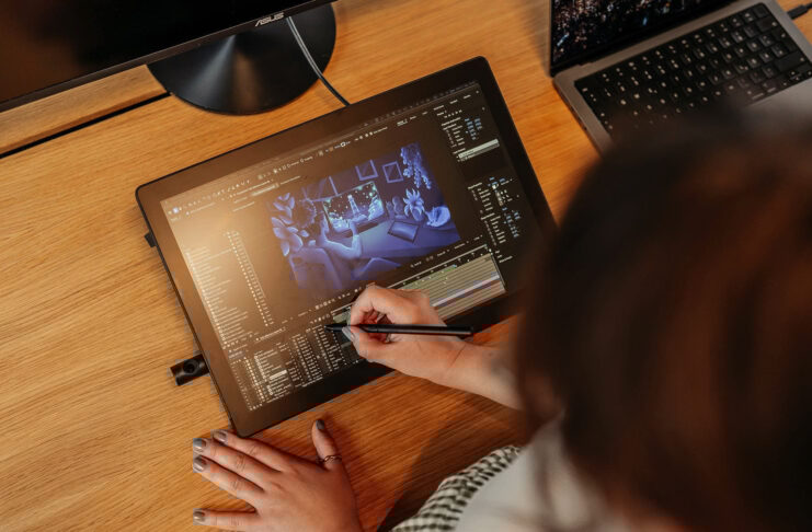 Nuova linea Wacom Cintiq con schermi più grandi e multitouch - macitynet.it