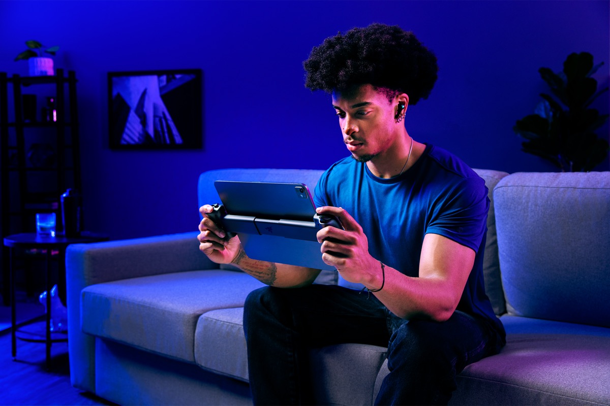 Razer Kishi V3, ecco i nuovi controller gaming mobile per tutti - macitynet.it