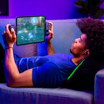 Razer Kishi V3, ecco i nuovi controller gaming mobile per tutti - macitynet.it