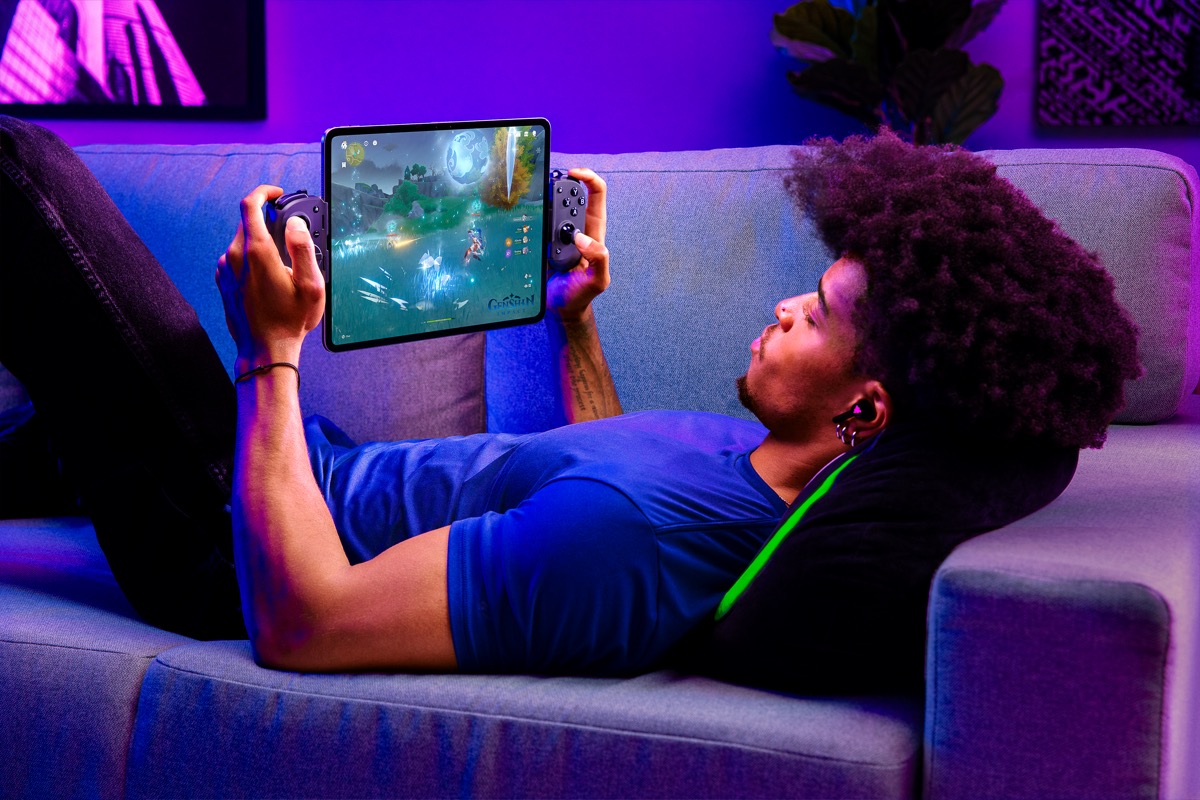Razer Kishi V3, ecco i nuovi controller gaming mobile per tutti - macitynet.it