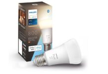 Amazon offre lampadine smart a 3,99, forse siete tra i fortunati Forse siete tra i fortunati che possono comprare una lampadina smart a 3,99 - macitynet.it