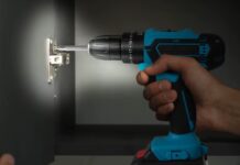 Foratura precisa e senza fili col trapano a percussione in sconto a 29 € - macitynet.it