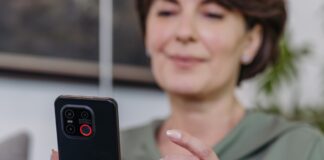 Emporia Smart7 ME7 e Lite sono gli smartphone per senior che durano nel tempo - macitynet.it