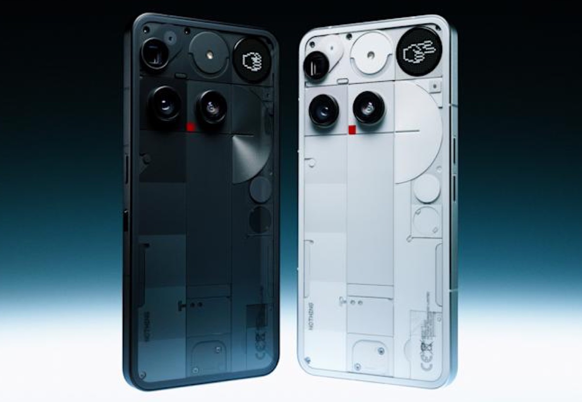 Nothing Phone 3 Nothing Phone 3 è il top di gamma con schermo secondario Glyph Matrix - macitynet.it