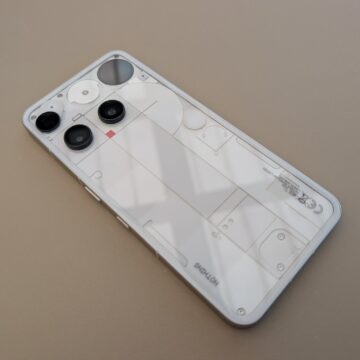 Recensione Nothing Phone (3), un flagship ambizioso - macitynet.it