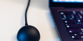 Recensione mouse Razer DeathAdder V4 Pro, talmente tanta potenza da sembrare magia - macitynet.it