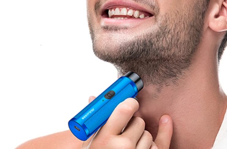 Mini rasoio elettrico da viaggio con ricarica USB-C a meno di 1 € - macitynet.it