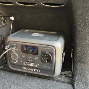 Recensione Powerstation BLUETTI Elite 30 V2, portatile e intelligente per zaini, UPS e Fotovoltaico - macitynet.it