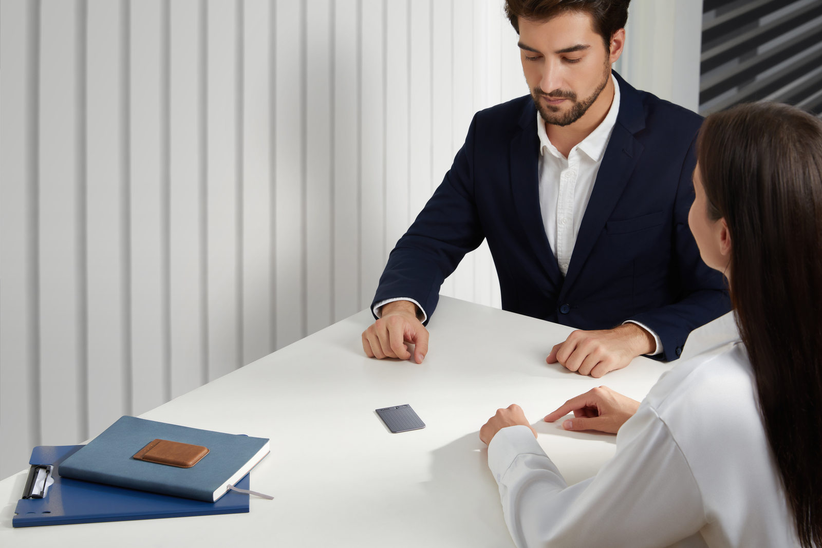 Recensione IA Plaud Note, registratore smart piccolo e portatile - macitynet.it Dock di ricarica Plaud Note