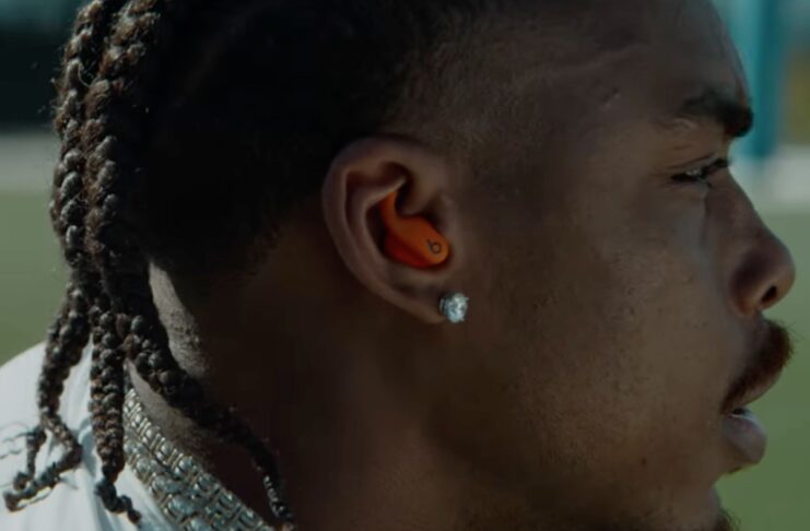 Apple pre annuncia i nuovi Powerbeats Fit, auricolari sportivi dell'autunno - macitynet.it