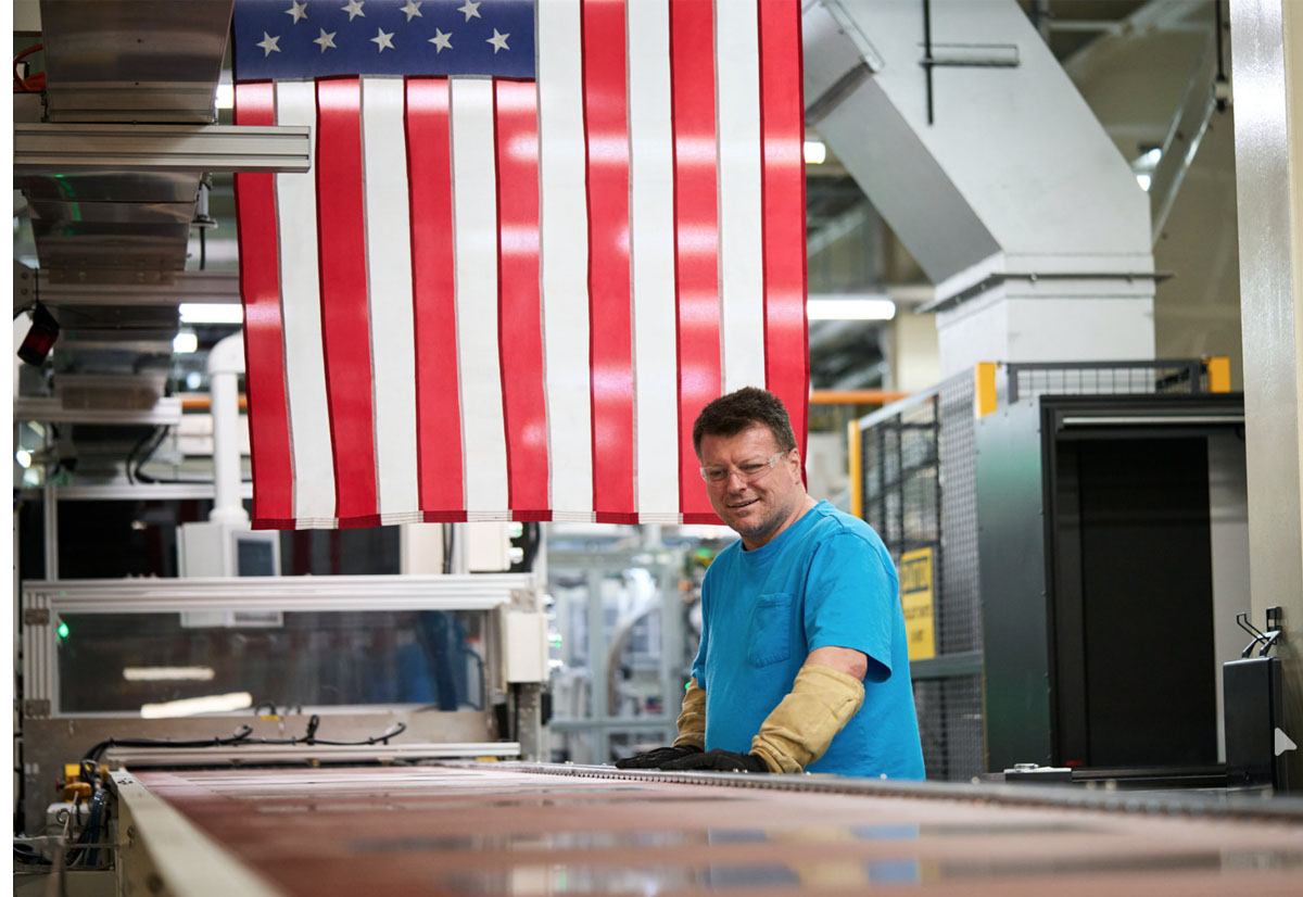 Apple molla un contentino da 100 miliardi a Trump per mandare in soffitta i dazi - macitynet.it Apple molla un contentino da 100 miliardi a Trump per mandare in soffitta i dazi - macitynet.it