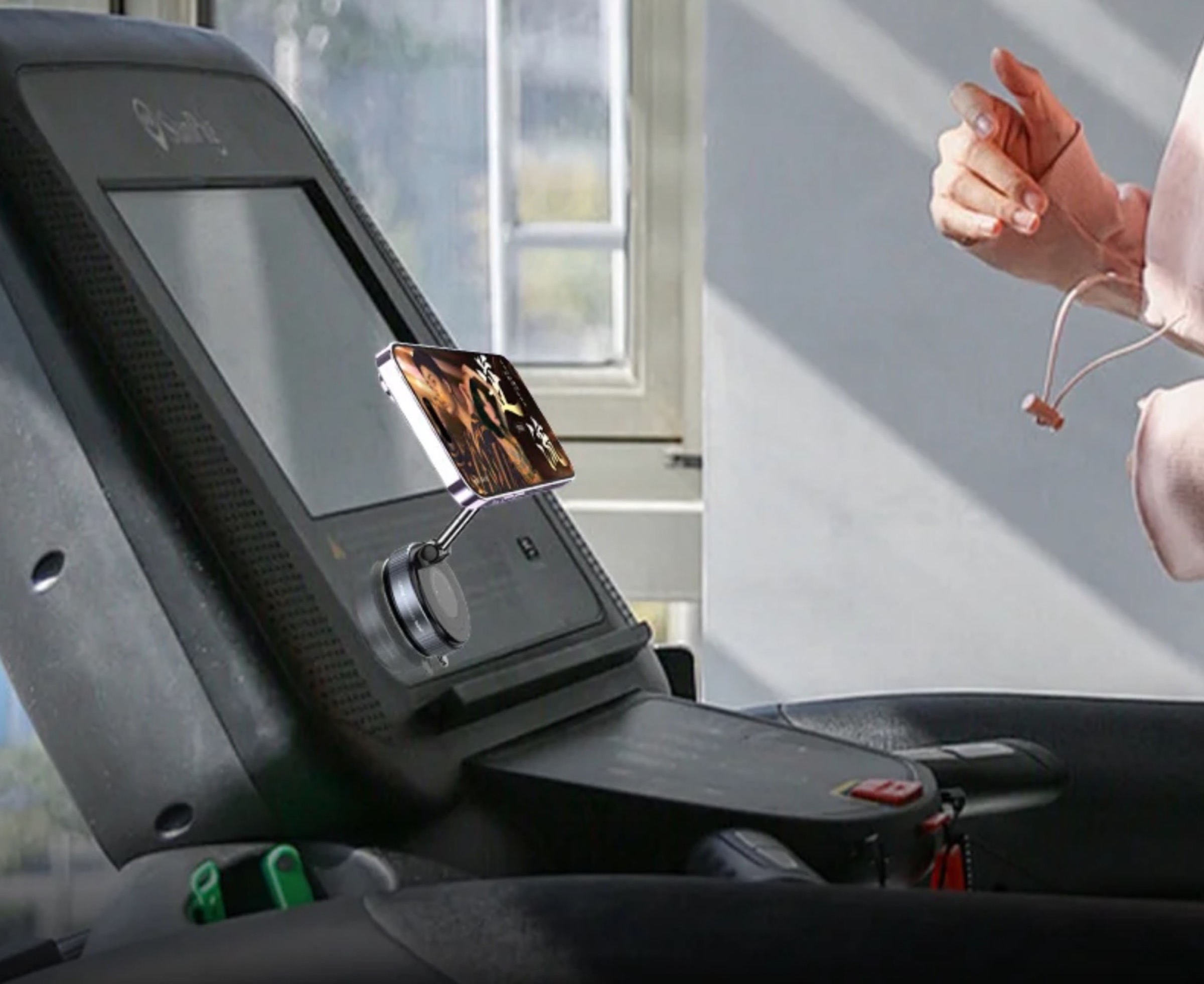 Supporto magnetico con aggancio a ventosa in sconto a 22 € - macitynet.it