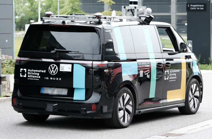 Bosch e Cariad, guida autonoma più sicura con l'AI - macitynet.it