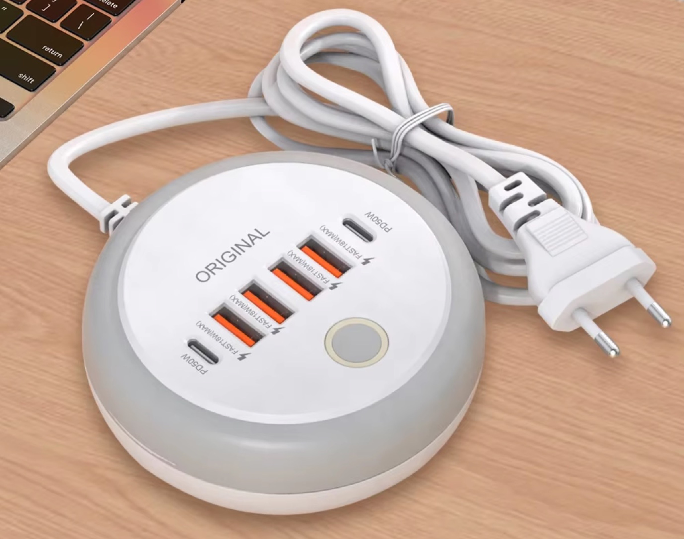 Caricatore multiporta da scrivania con 50 Watt di potenza a solo 1 € - macitynet.it Caricatore multiporta da scrivania con 50 Watt di potenza a solo 1 € - macitynet.it