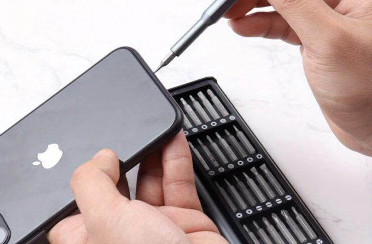 Imperdibile set di cacciaviti tutto in metallo con 24 punte incluse a solo 1 € - macitynet.it