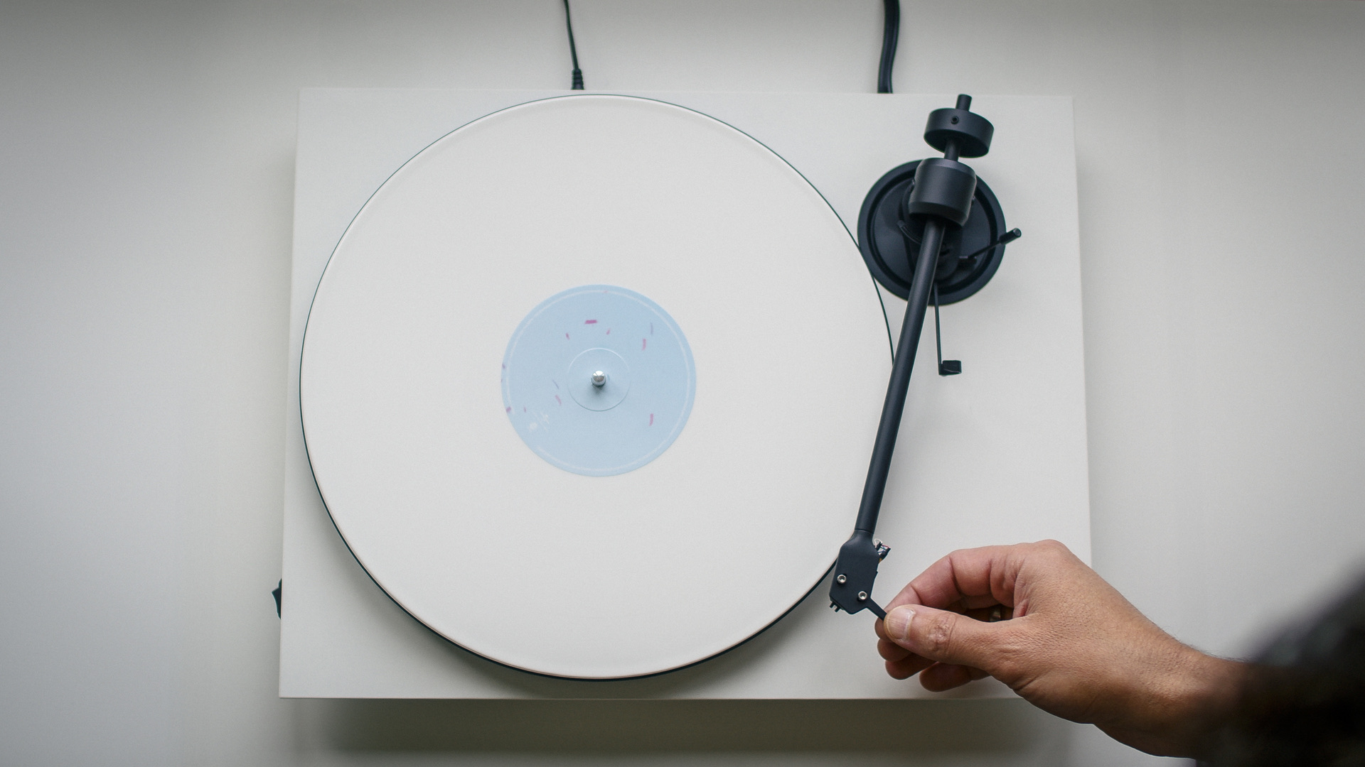 Pro-Ject E1.2 è il giradischi economico che porta l’alta fedeltà a tutti - macitynet.it