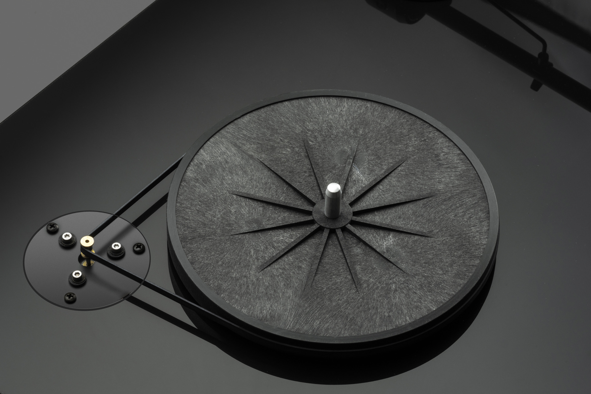 Pro-Ject E1.2 è il giradischi economico che porta l’alta fedeltà a tutti - macitynet.it