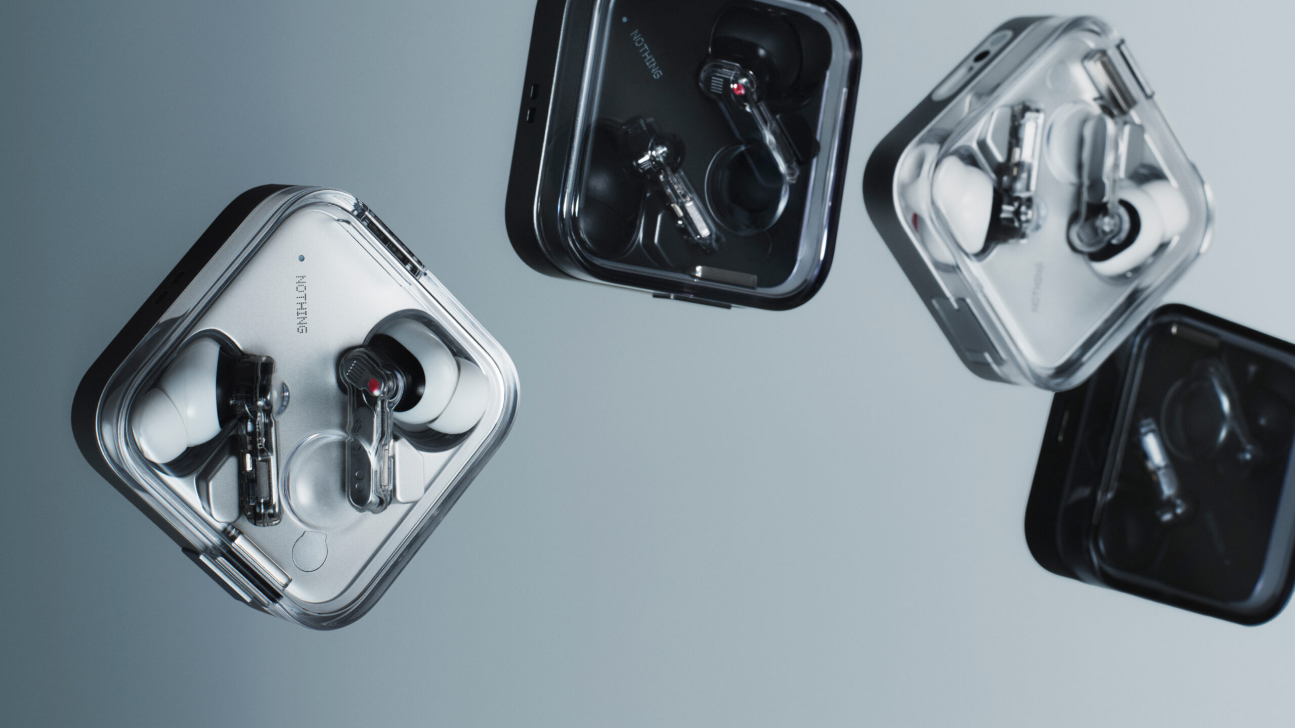 Annunciate Nothing Ear (3), i nuovi auricolari con design trasparente - macitynet.it