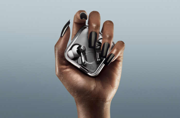 Annunciate Nothing Ear (3), i nuovi auricolari con design trasparente - macitynet.it