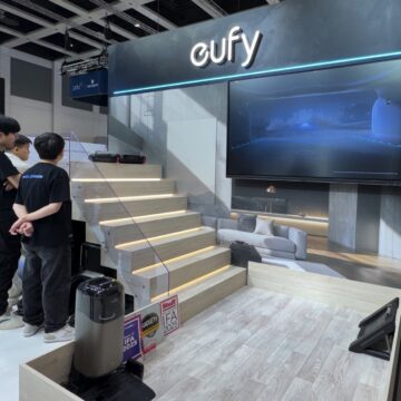 IFA 2025, con MarsWalker i robot aspirapolvere Eufy salgono e scendono le scale - macitynet.it