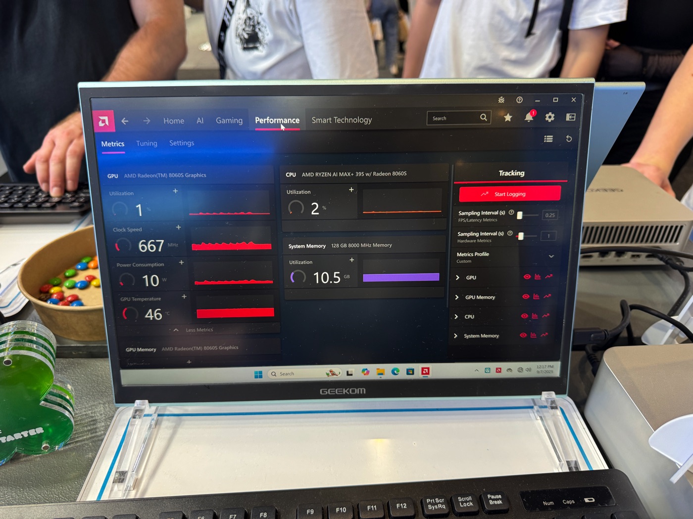 GEEKOM fa debuttare il super mini PC A9 Mega e i portatili GeekBook ad IFA 2025 - macitynet.it GEEKOM fa debuttare il super mini PC A9 Mega e i portatili GeekBook ad IFA 2025 - macitynet.it