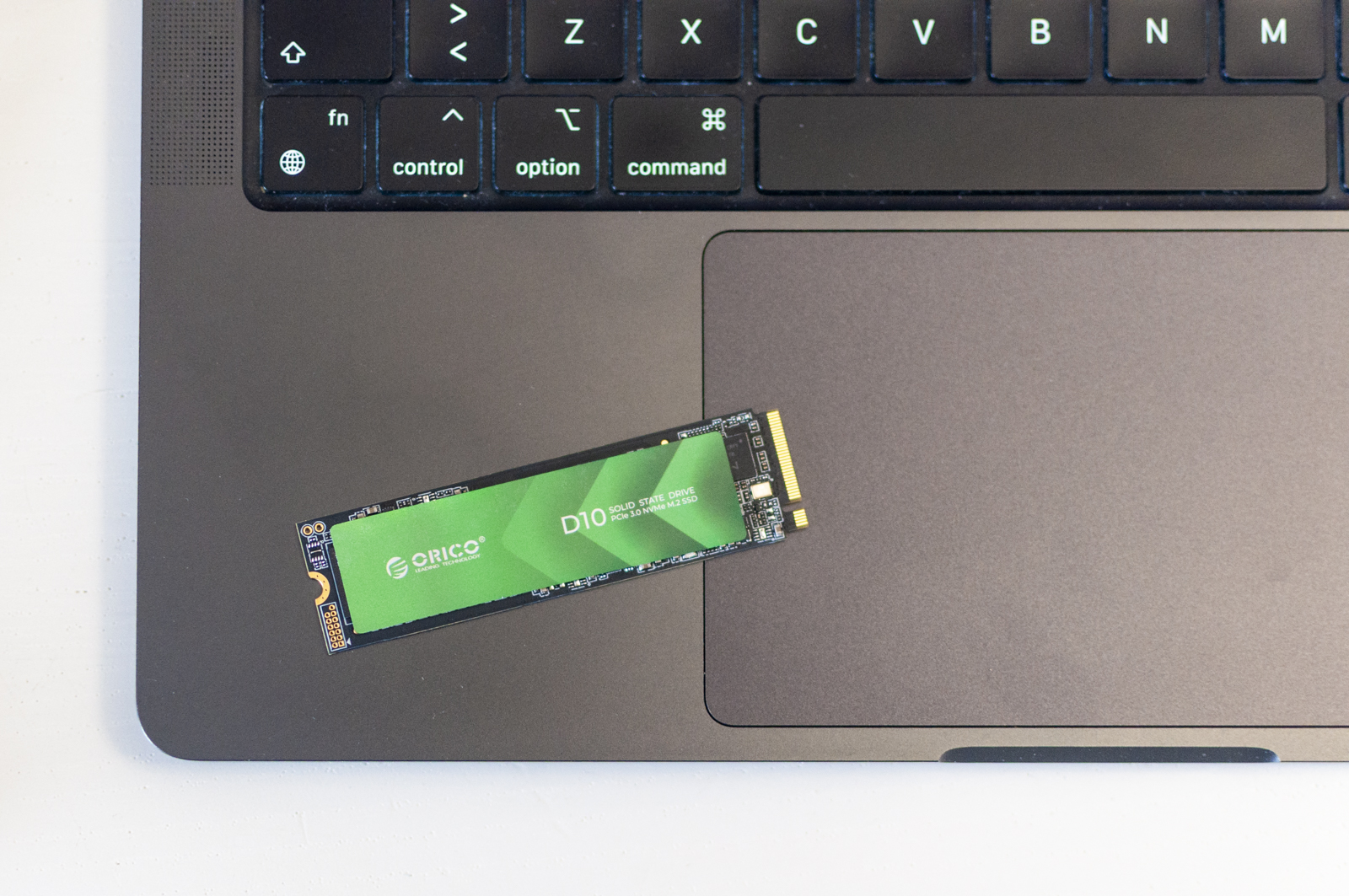 Recensione Orico D10 NVMe M.2 SSD, spazio e velocità ad un prezzo davvero mai visto - macitynet.it Recensione Orico D10 NVMe M.2 SSD, spazio e velocità ad un prezzo davvero mai visto - macitynet.it