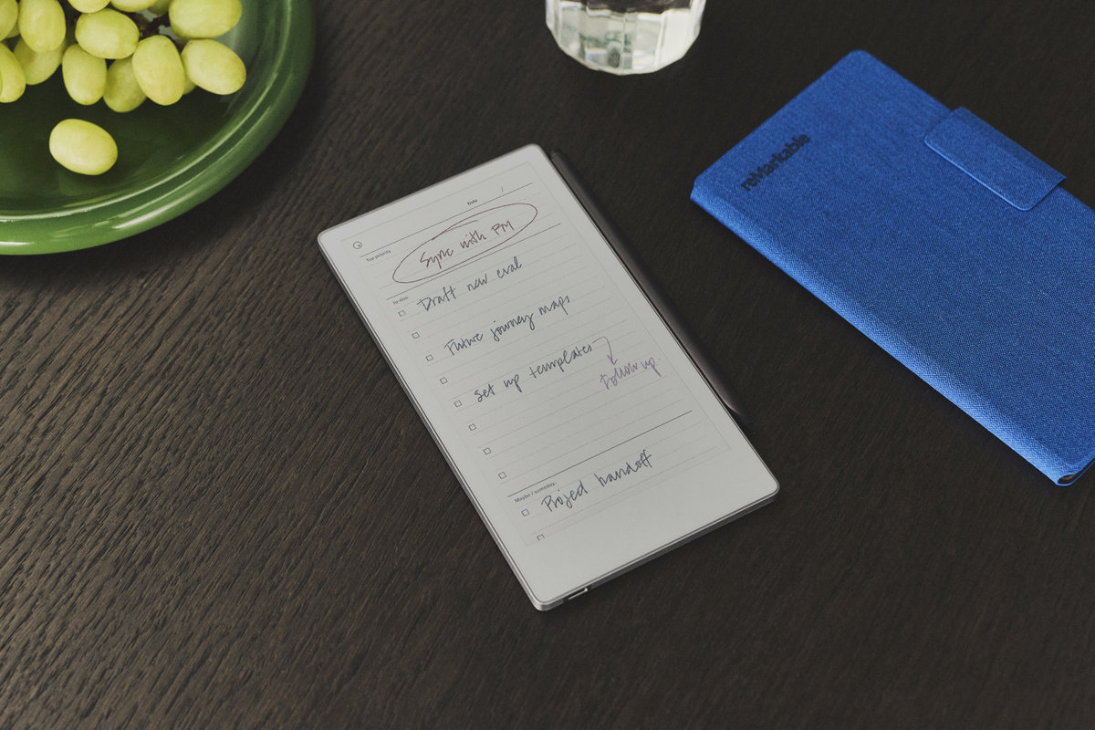 Altro che iPhone, la sorpresa di fine estate è ReMarkable Paper Pro Move, il tablet eInk che sta in tasca - macitynet.it Altro che iPhone, la sorpresa di fine estate è ReMarkable Paper Pro Move, il tablet eInk che sta in tasca - macitynet.it