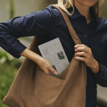 Altro che iPhone, la sorpresa di fine estate è ReMarkable Paper Pro Move, il tablet eInk che sta in tasca - macitynet.it