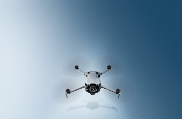 DJI Mini 5 Pro è il nuovo il mini drone che vuole ridefinire volo e fotografia tascabile - macitynet.it