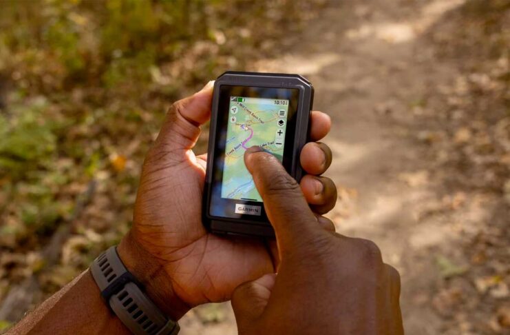 Garmin eTrex Touch è un navigatore GPS rugged utilizzabile un mese senza ricarica - macitynet.it