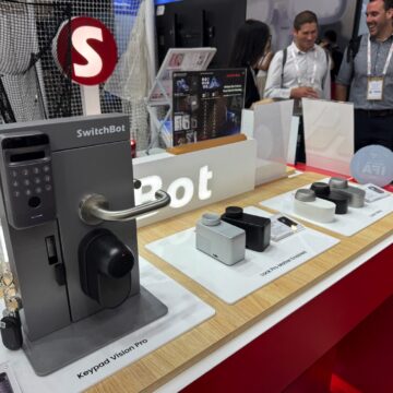 SwitchBot a IFA Berlino 2025 dalla smart home al tennis, l’AI fisica si fa realtà - macitynet.it
