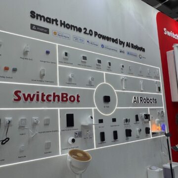 SwitchBot a IFA Berlino 2025 dalla smart home al tennis, l’AI fisica si fa realtà - macitynet.it