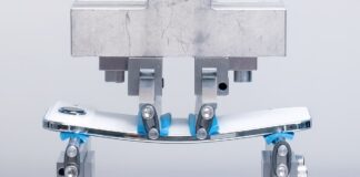 Resistenza iPhone Air, anche Apple ha provato a distruggerlo - macitynet.it