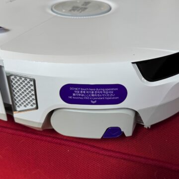 Ad IFA 2025 Il robot Narwal Flow che aspira e lava con il panno che si rigenera - macitynet.it