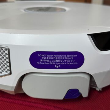 Ad IFA 2025 Il robot Narwal Flow che aspira e lava con il panno che si rigenera - macitynet.it