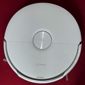 Ad IFA 2025 Il robot Narwal Flow che aspira e lava con il panno che si rigenera - macitynet.it