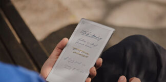 Altro che iPhone, la sorpresa di fine estate è ReMarkable Paper Pro Move, il tablet eInk che sta in tasca - macitynet.it