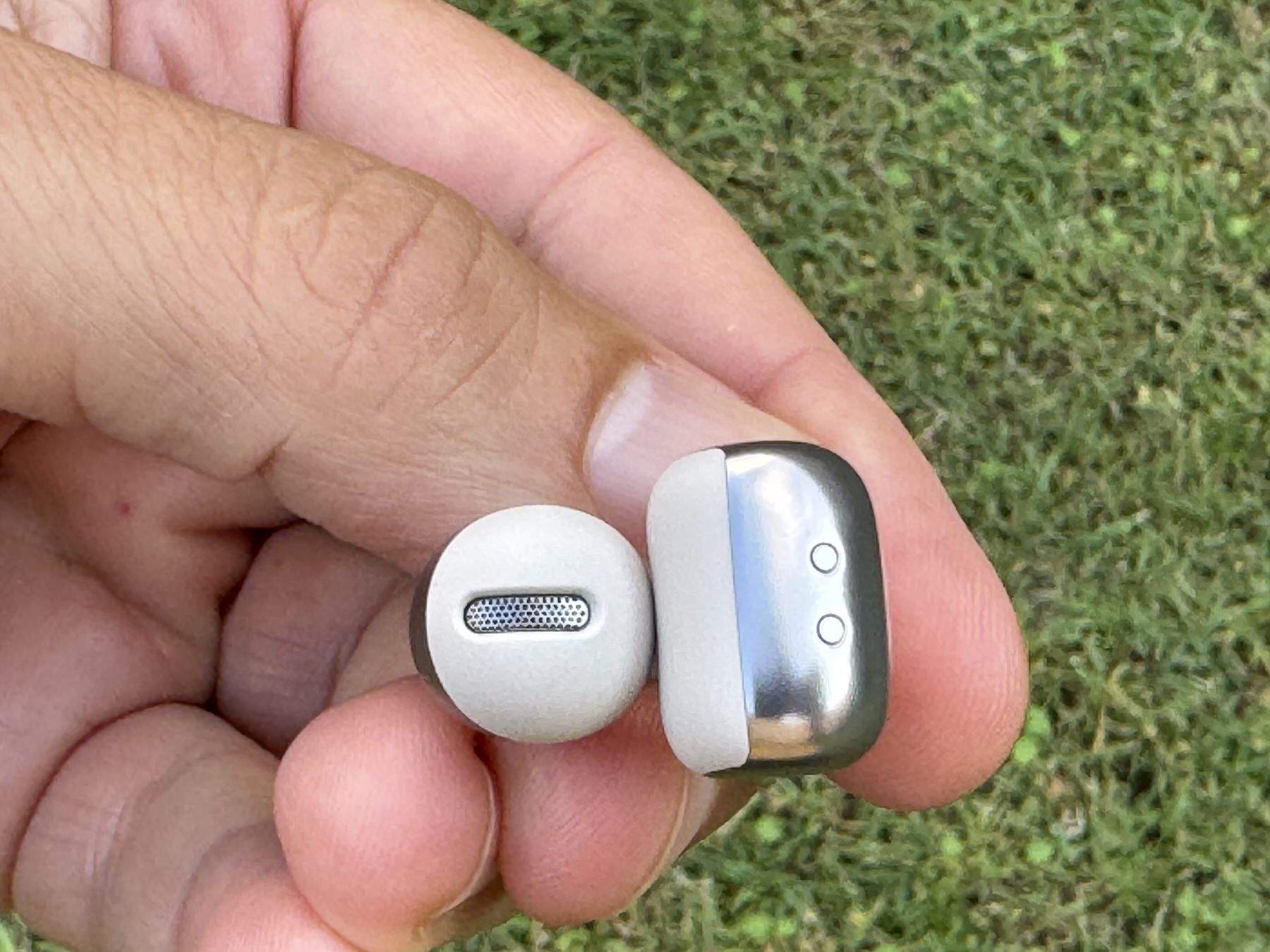 Shokz OpenDots, auricolari open-ear che non sentite ma che si fanno sentire - macitynet.it Shokz OpenDots, auricolari open-ear che non sentite ma che si fanno sentire - macitynet.it