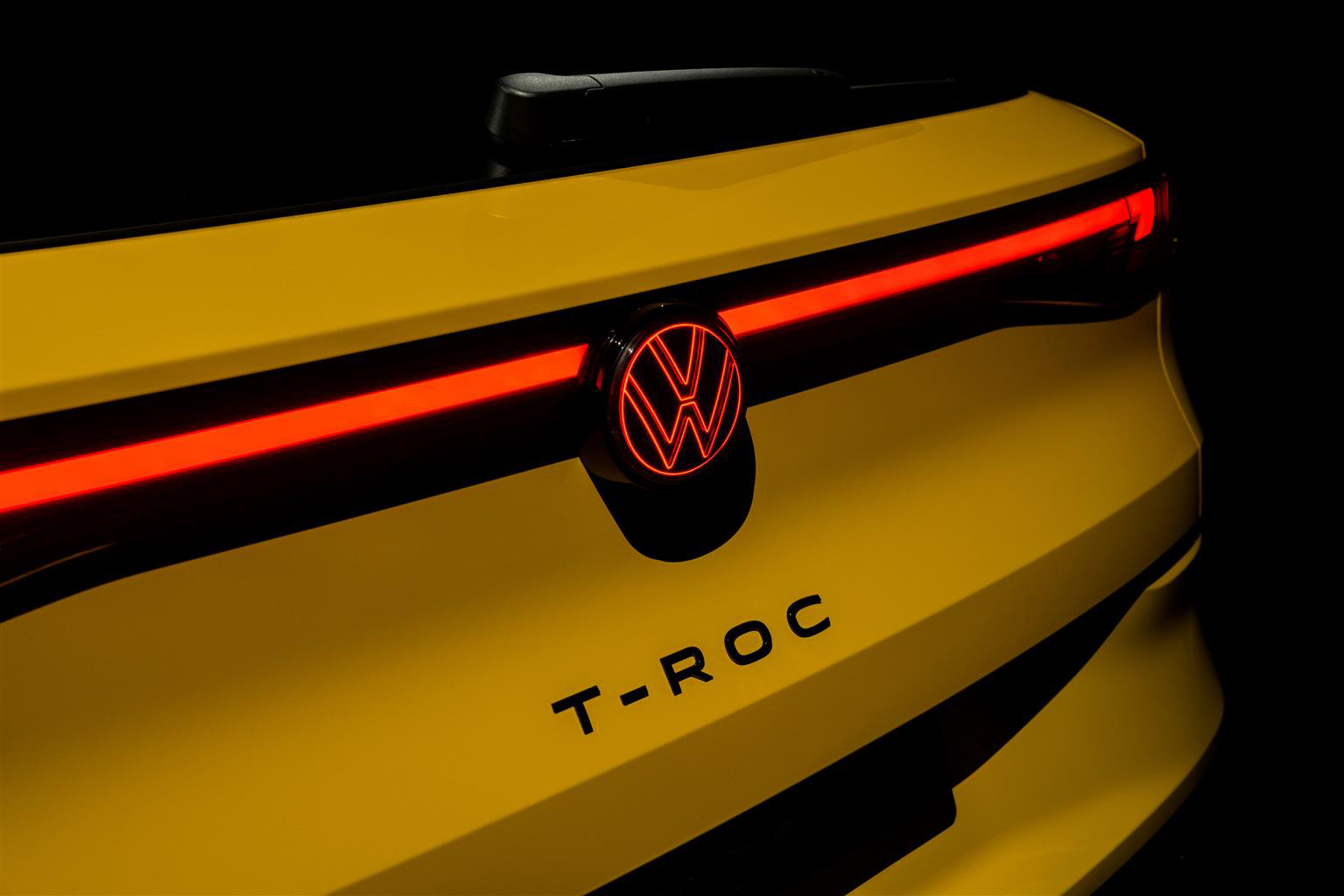 Volkswagen T-Roc, prezzi e dettagli per l'Italia - macitynet.it Volkswagen T-Roc, prezzi e dettagli per l'Italia - macitynet.it