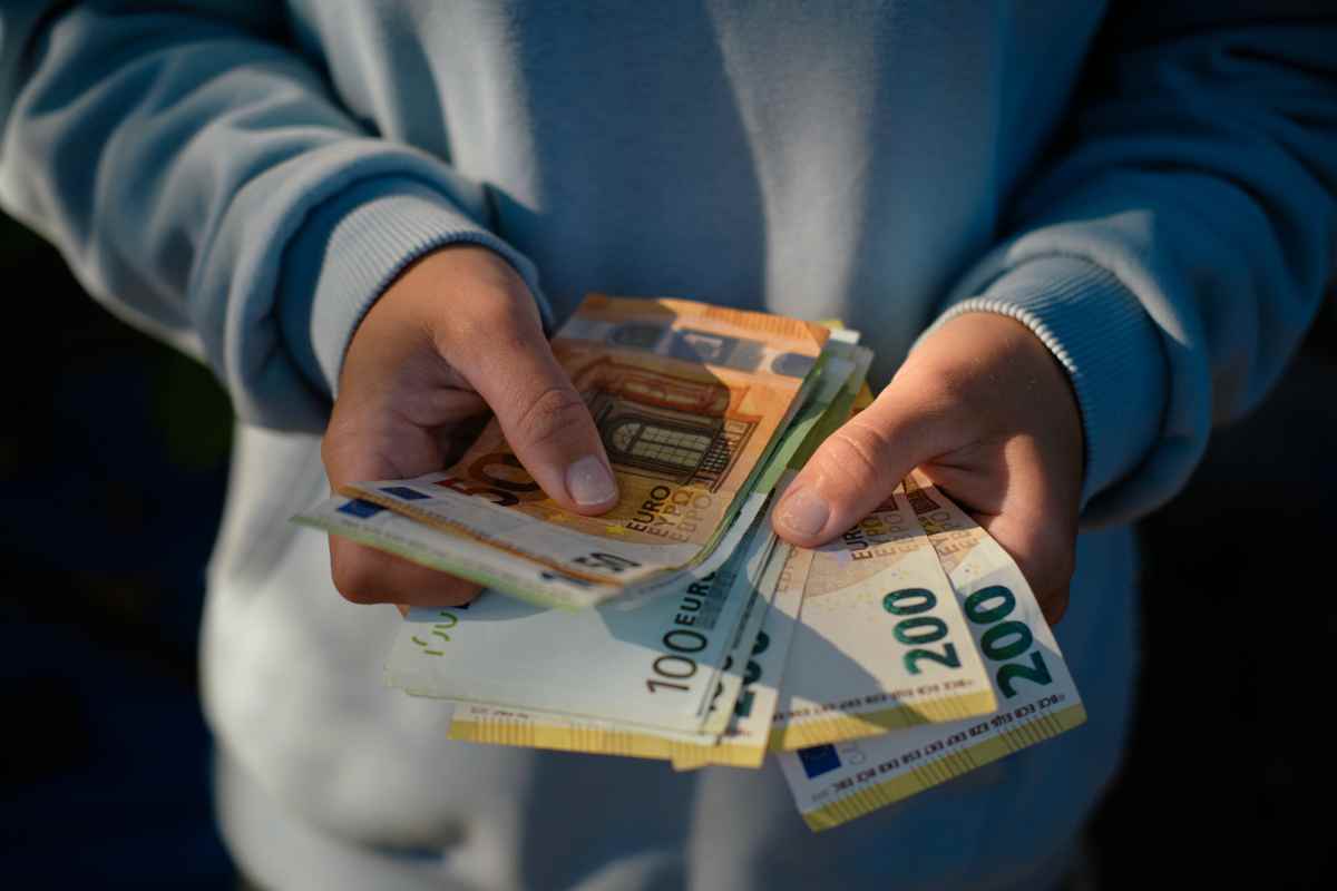 Se dici questa parola quando rispondi al telefono sarai costretto a pagare: allarme della Polizia Postale - macitynet.it truffa telefonica