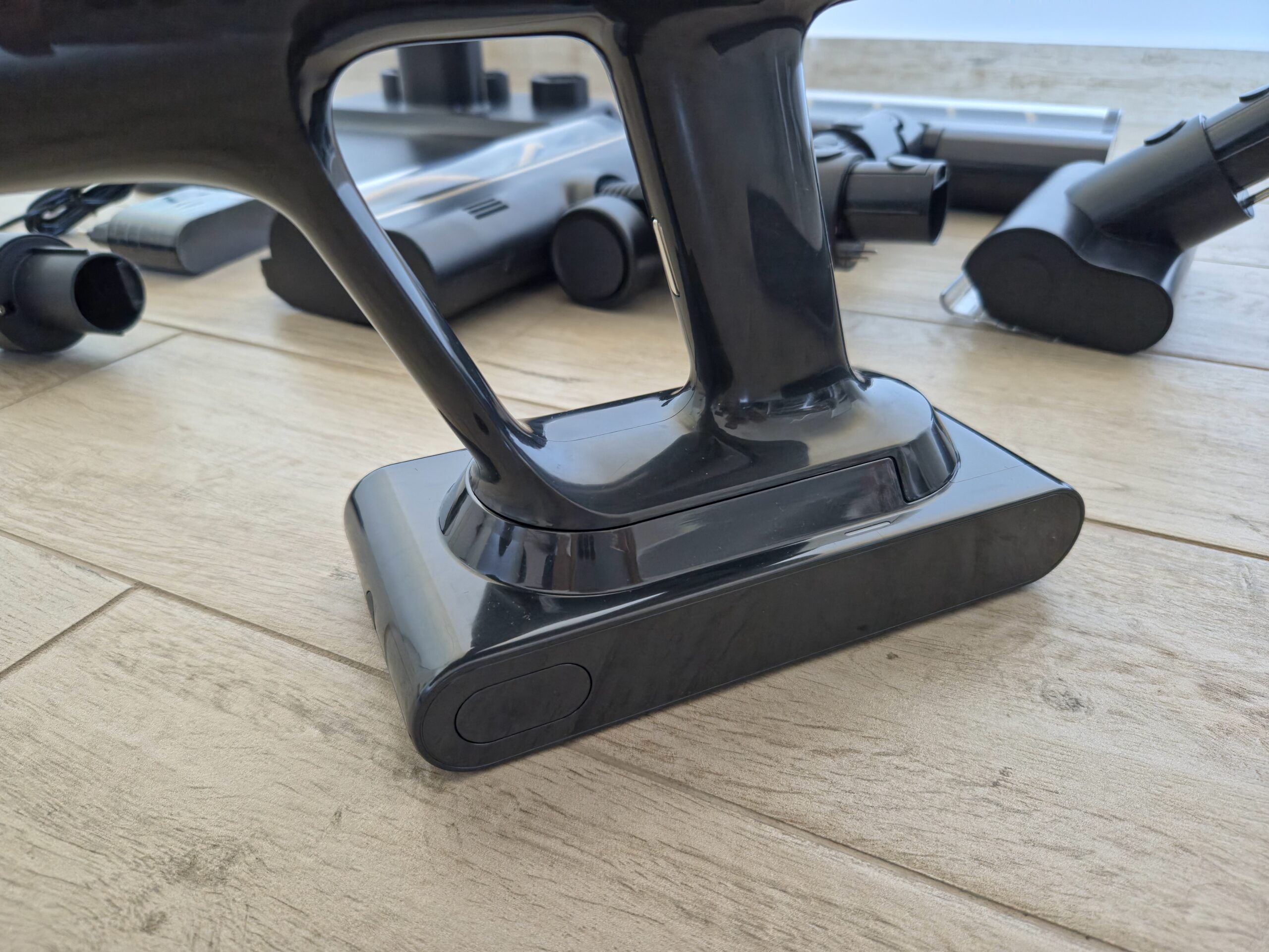 Recensione aspirapolvere senza fili Dreame V20 Pro - macitynet.it