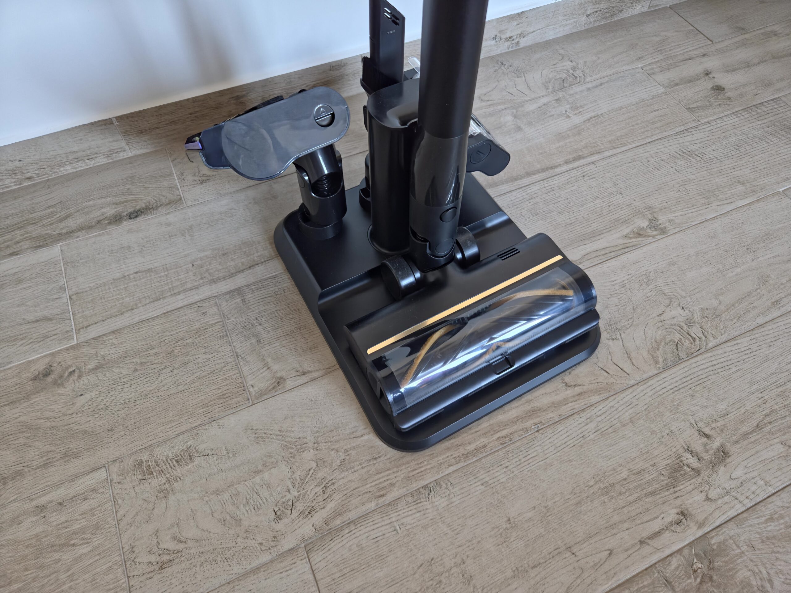 Recensione aspirapolvere senza fili Dreame V20 Pro - macitynet.it