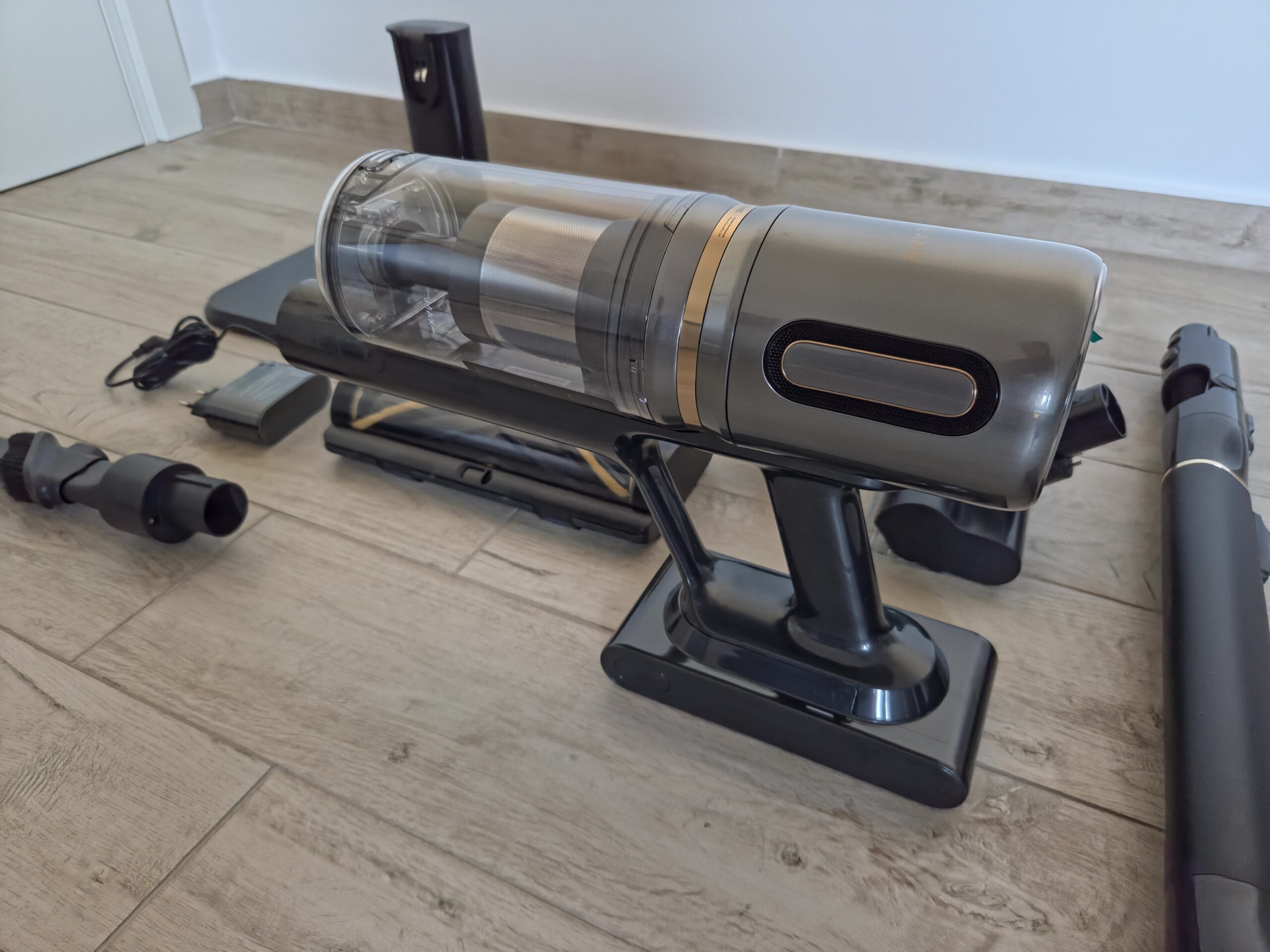 Recensione aspirapolvere senza fili Dreame V20 Pro - macitynet.it