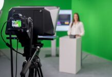 Elgato Prompter XL fa la differenza per conduttori, youtuber e presentazioni aziendali Elgato Prompter XL fa la differenza per conduttori, youtuber e presentazioni aziendali - macitynet.it