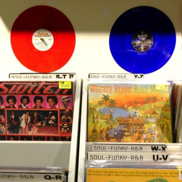 La mirrorless Fujifilm X-T30 III è una APS-C compatta, potente e connessa - macitynet.it