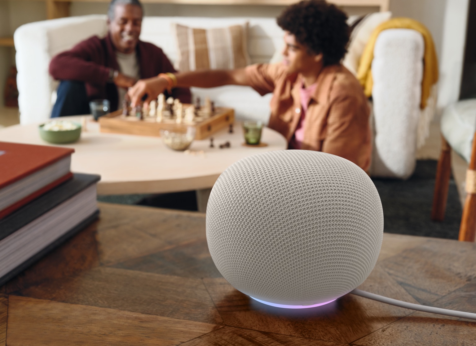 Google presenta il nuovo altoparlante smart con AI e design sostenibile - macitynet.it