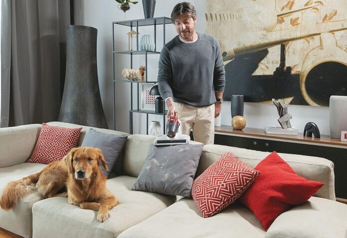 Hoover Ultra Vortex, aspirapolvere portatile per materassi, divani e cuscini ora a 76,99 - macitynet.it