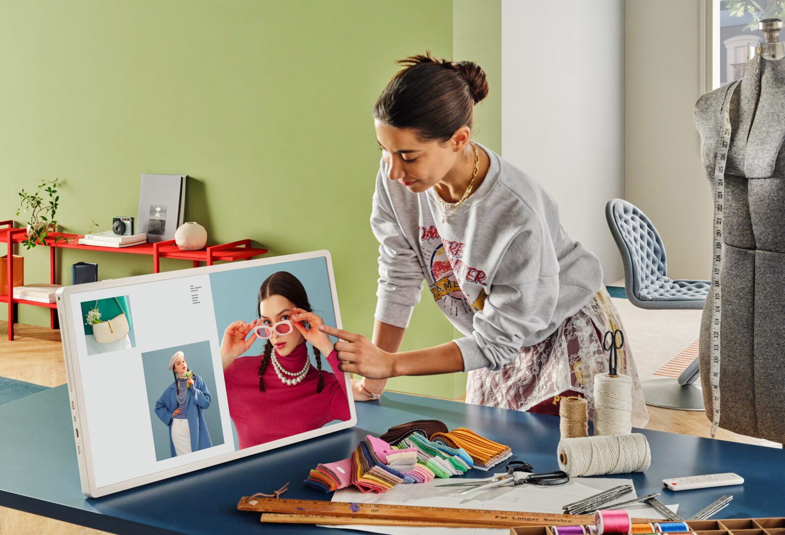 Arriva in Italia di LG StanbyME 2, lo schermo touch portatile che rivoluziona la casa - macitynet.it