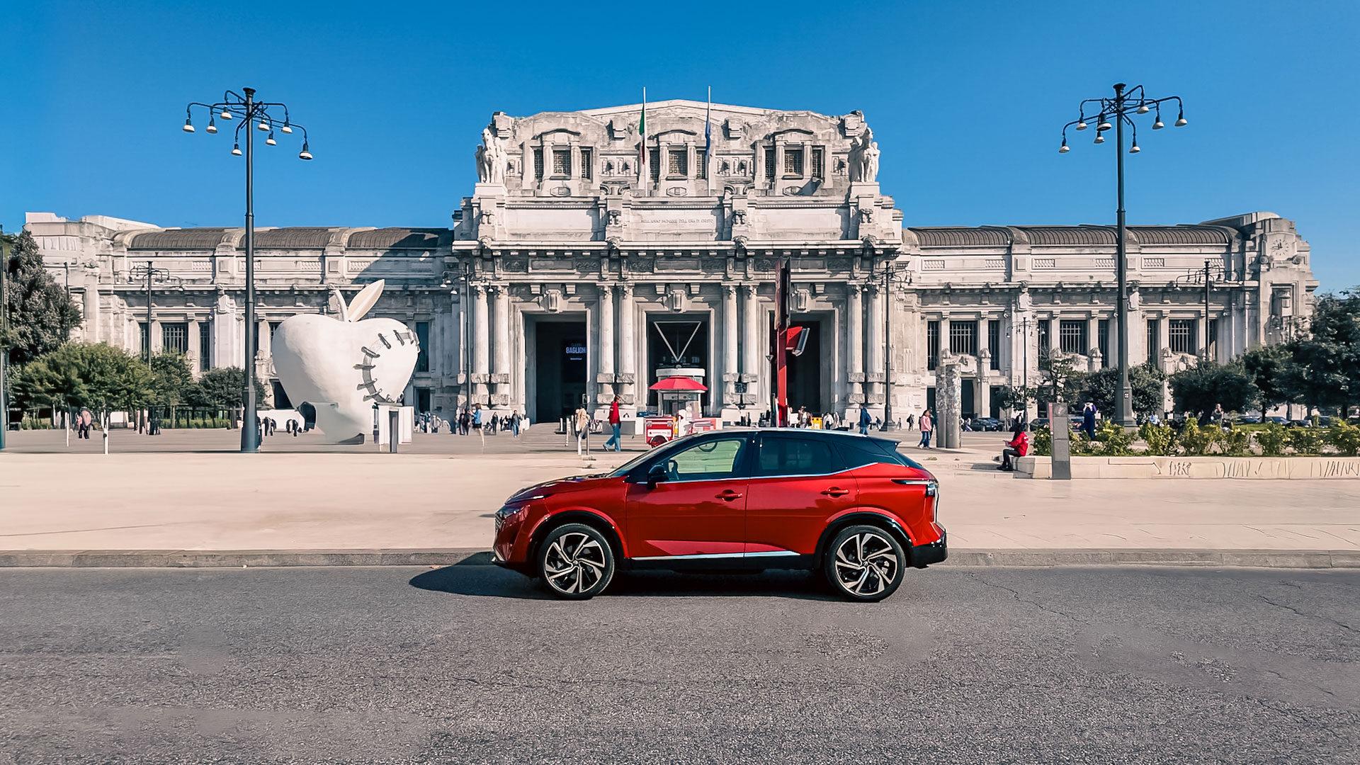 Nissan, il nuovo Qashqai e-POWER debutta sulle strade di Milano - macitynet.it Nissan, il nuovo Qashqai e-POWER debutta sulle strade di Milano - macitynet.it